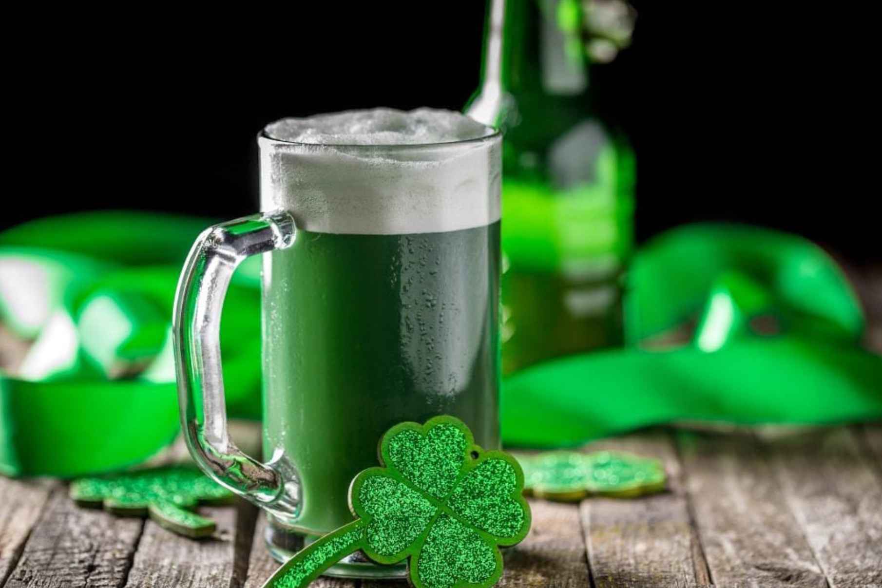 7 Easy Steps to Make Green Beer