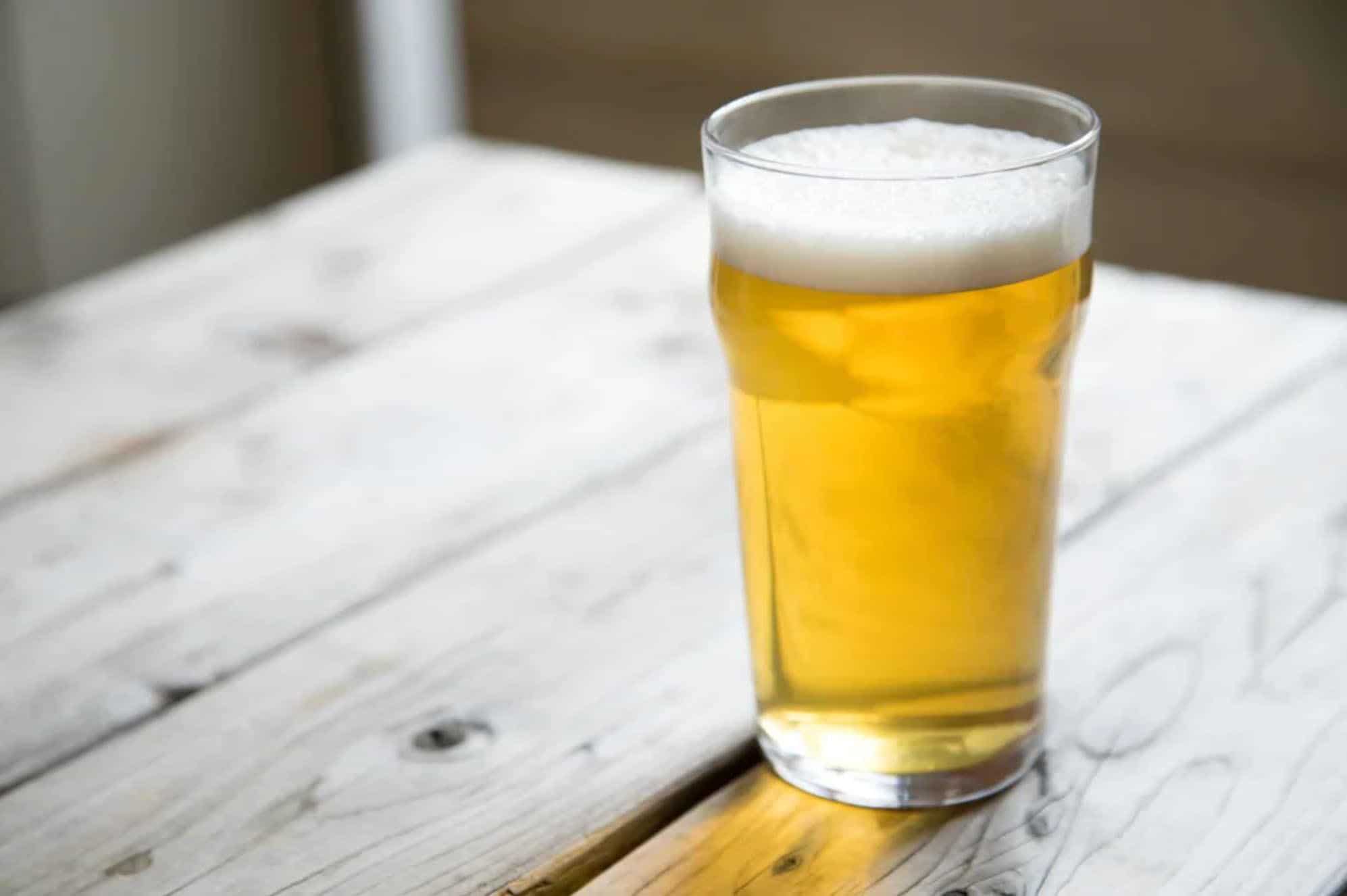 Light Beer 101 History, Taste, Flavor Profile & Best Brands