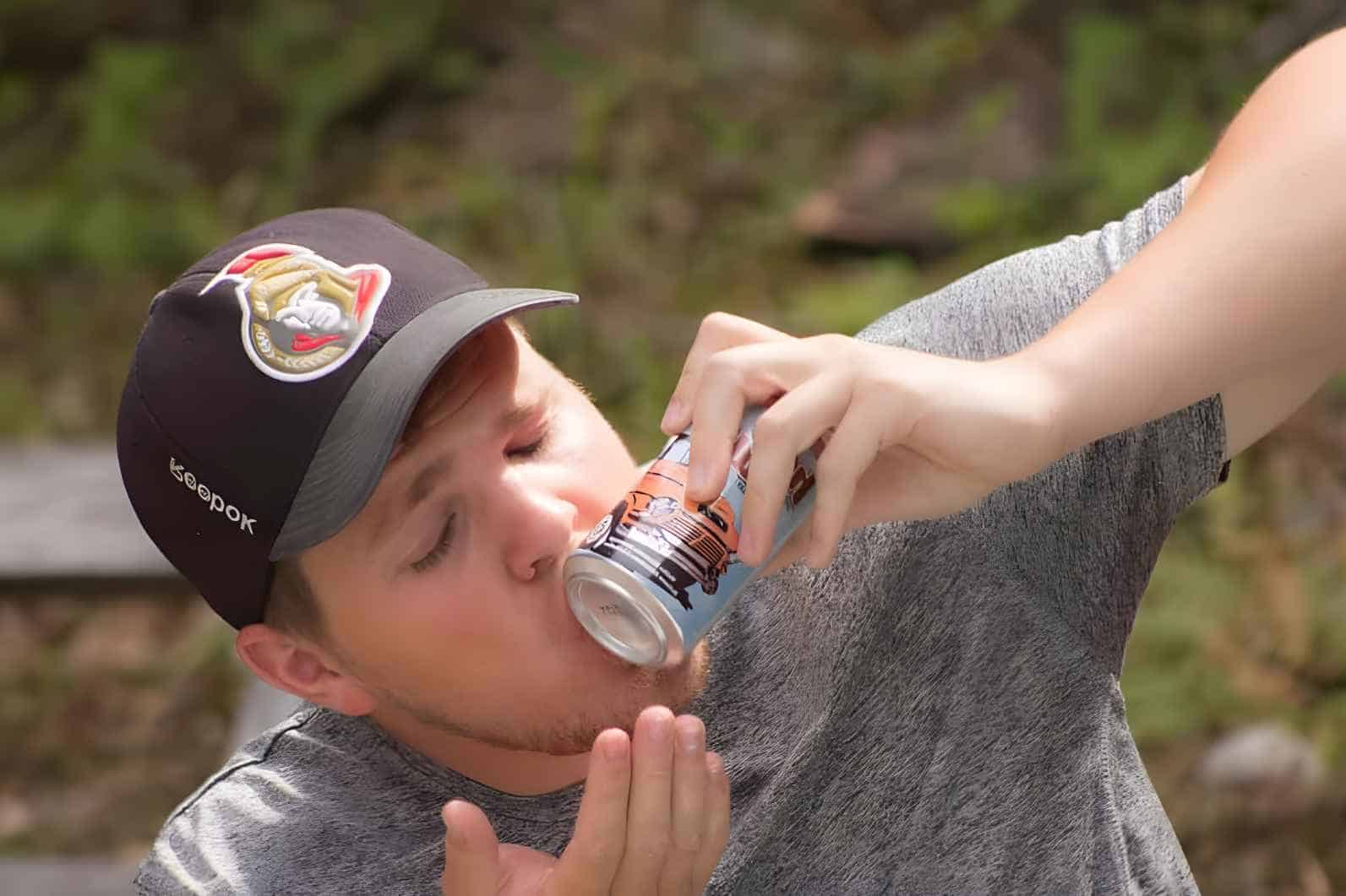 The Art & Beauty of Shotgunning a Beer