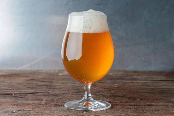 Saison Beer Guide: Style, History, Flaver, Made & Serving Tips