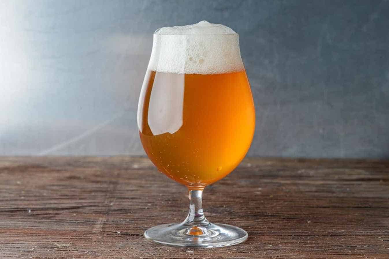 Saison Beer Guide Style, History, Flaver, Made & Serving Tips