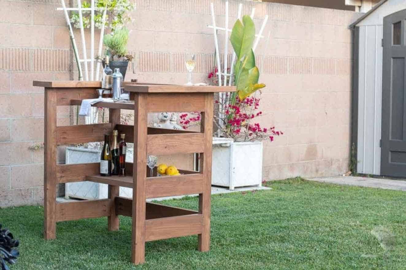 DIY Outdoor Bar With $70 In Lumber