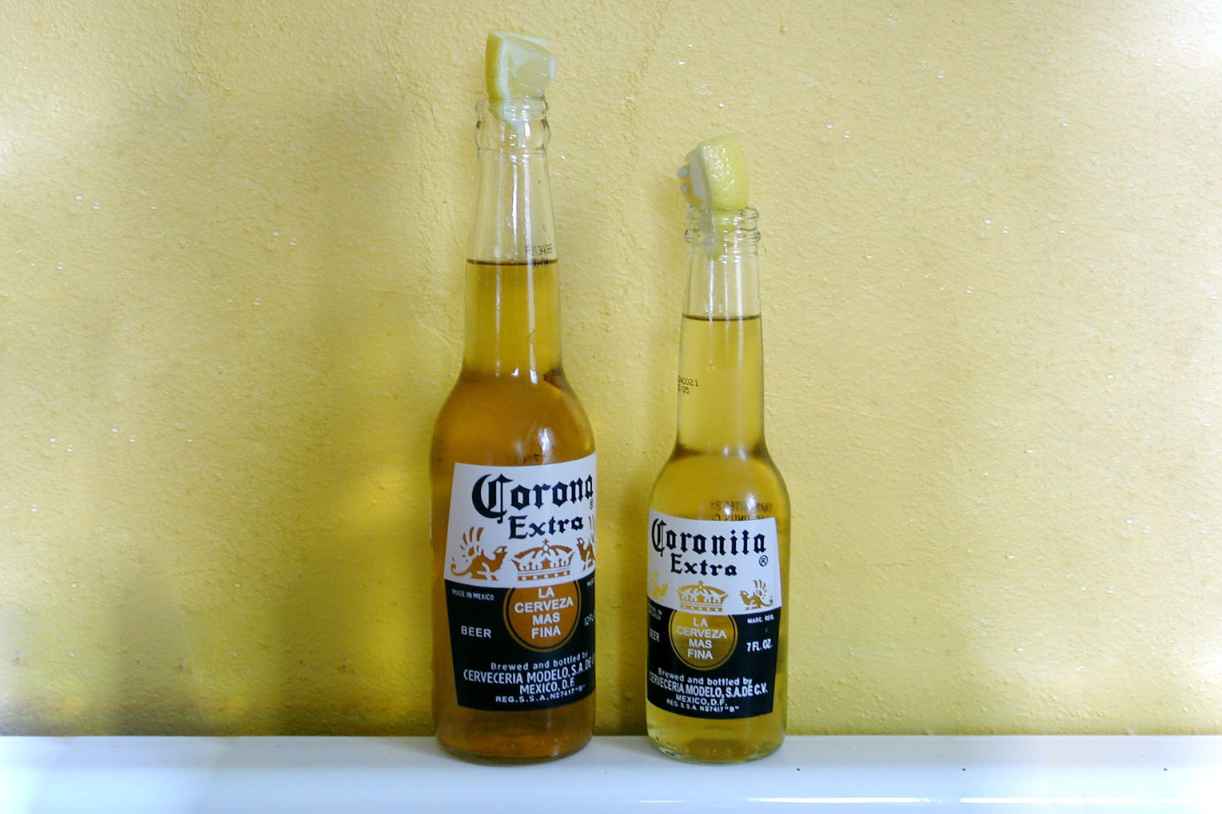 coronita-vs-corona-beer