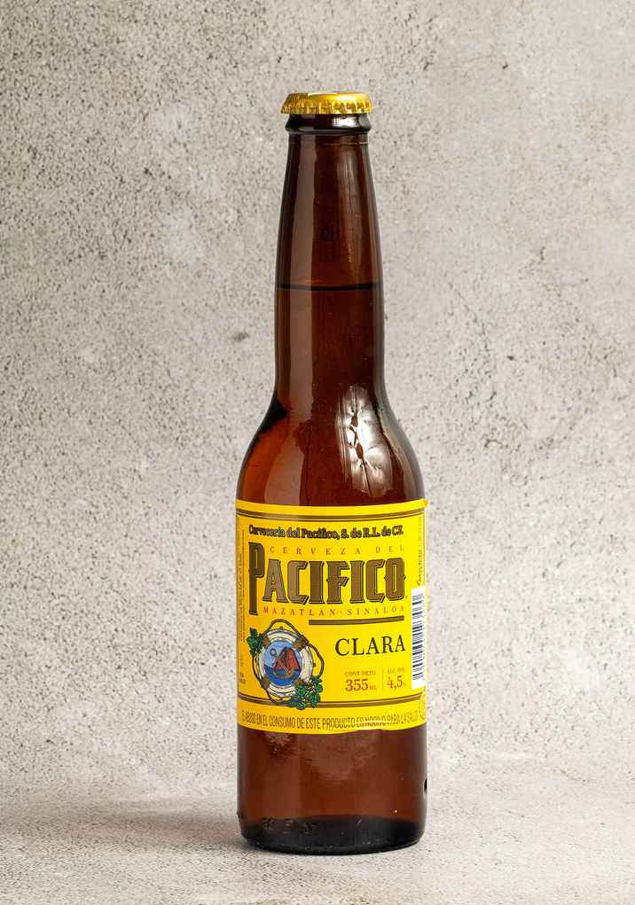 Cerveza Pacifico Clara