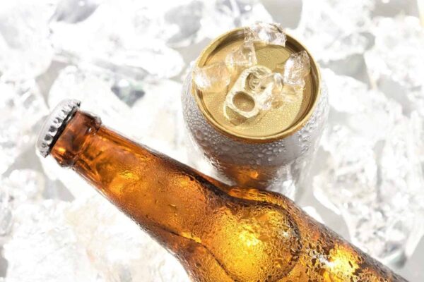 Beer Cans vs. Bottles: Who Comes Out on Top?
