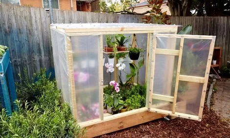A Gardening Cart with Hanging Space