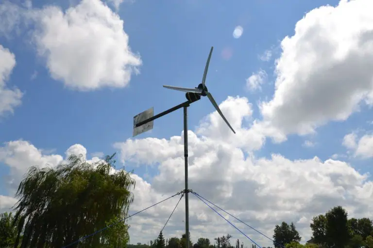 Build Your Own 400 Watt Wind Turbine