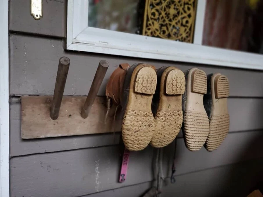 Build a DIY Boot Rack for the Porch