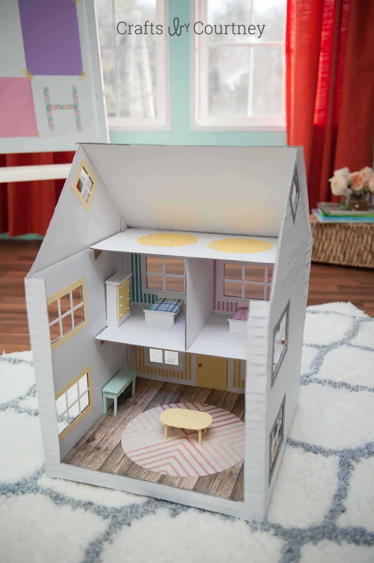  DIY Cardboard Box Dollhouse