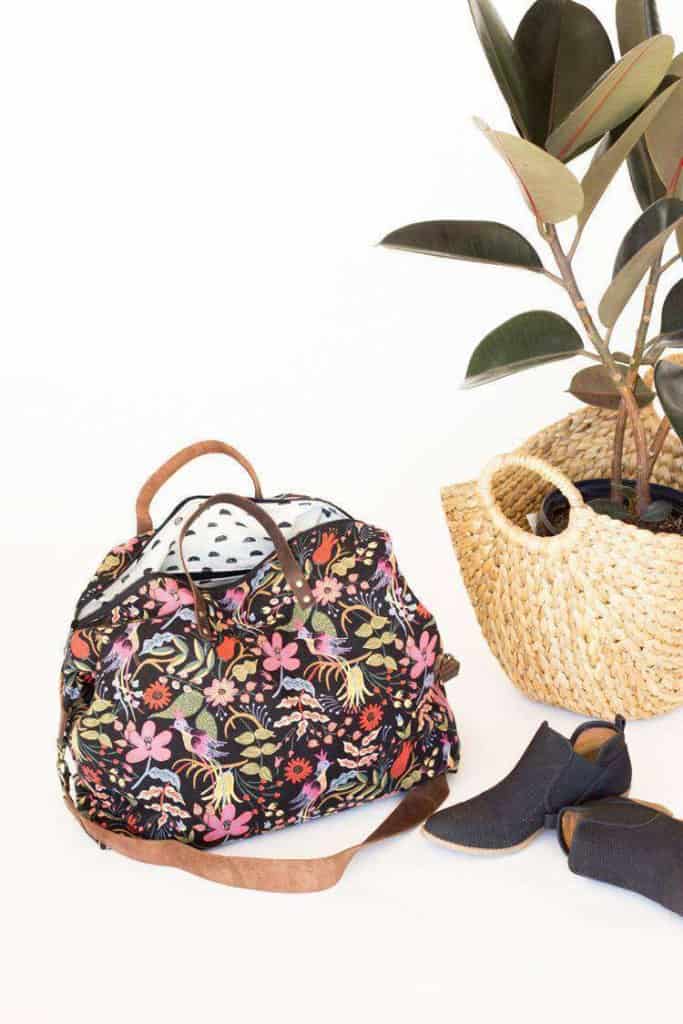 DIY Fancy Duffle Bag Idea