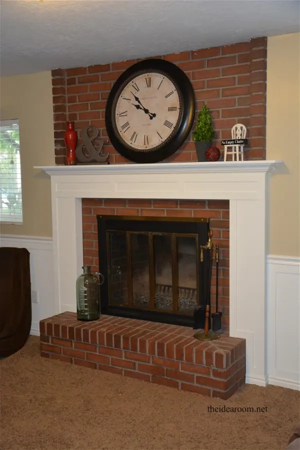 21 Practical DIY Fireplace Mantel Concepts for Functional Decor
