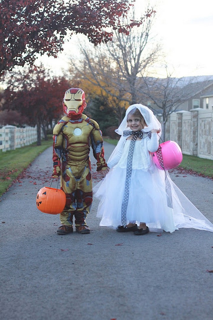 DIY Ghost Costume