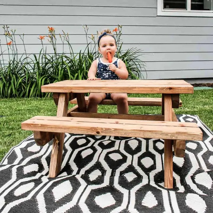 DIY Kids Picnic Table