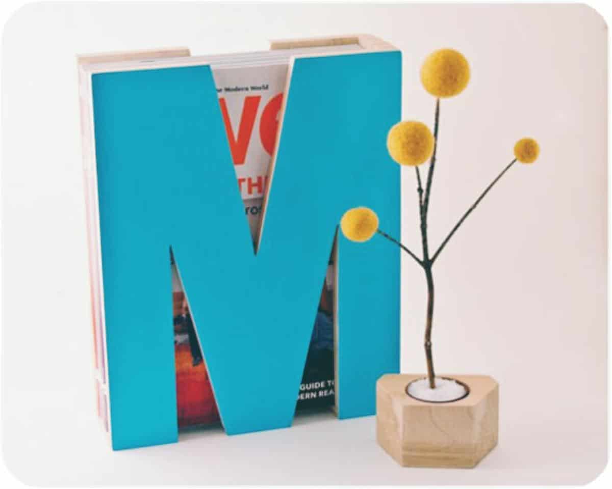 DIY Magazine Rack