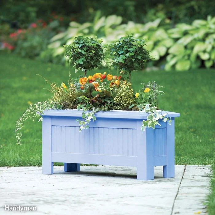 Build a 3-Season Planter Box