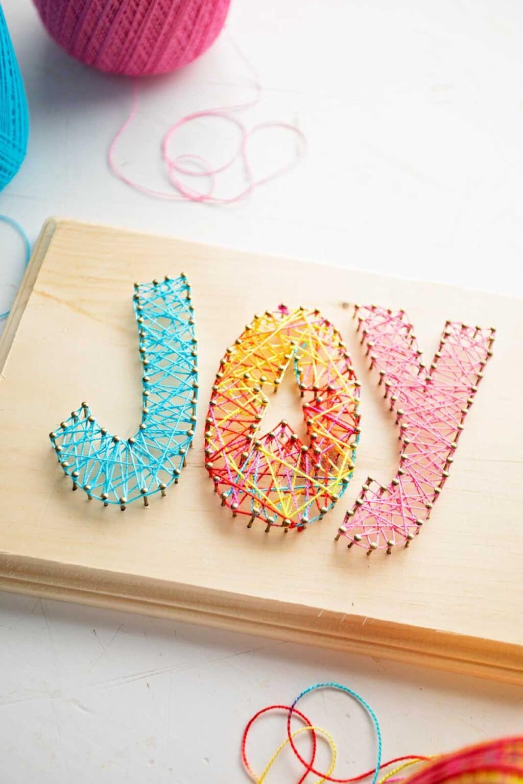 DIY Simple Joy Sign String Art