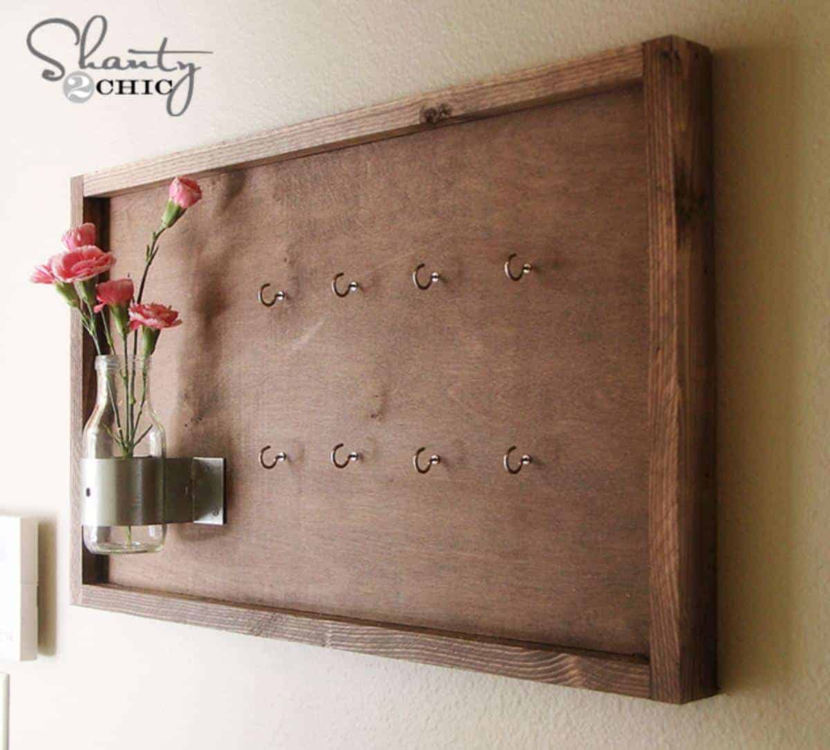 Distinctive Mason Jar Key Organizer