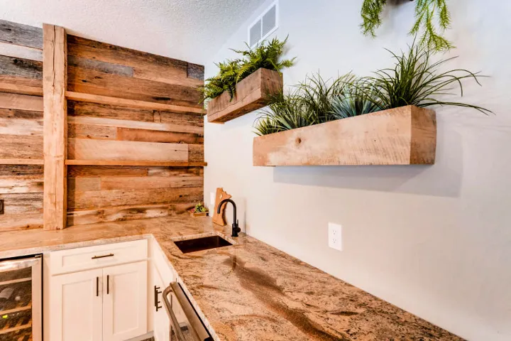 Easy DIY Indoor Planter Box
