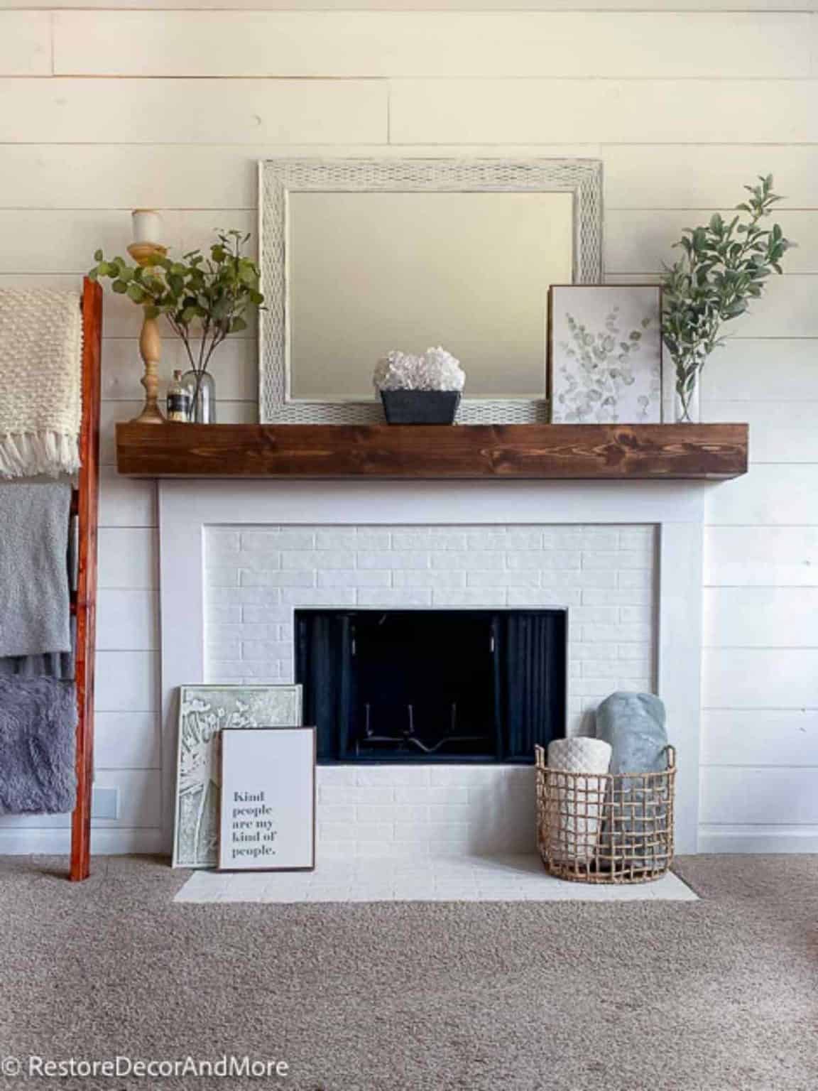 26 Innovative DIY Shiplap Fireplace Solutions for a Stylish Home