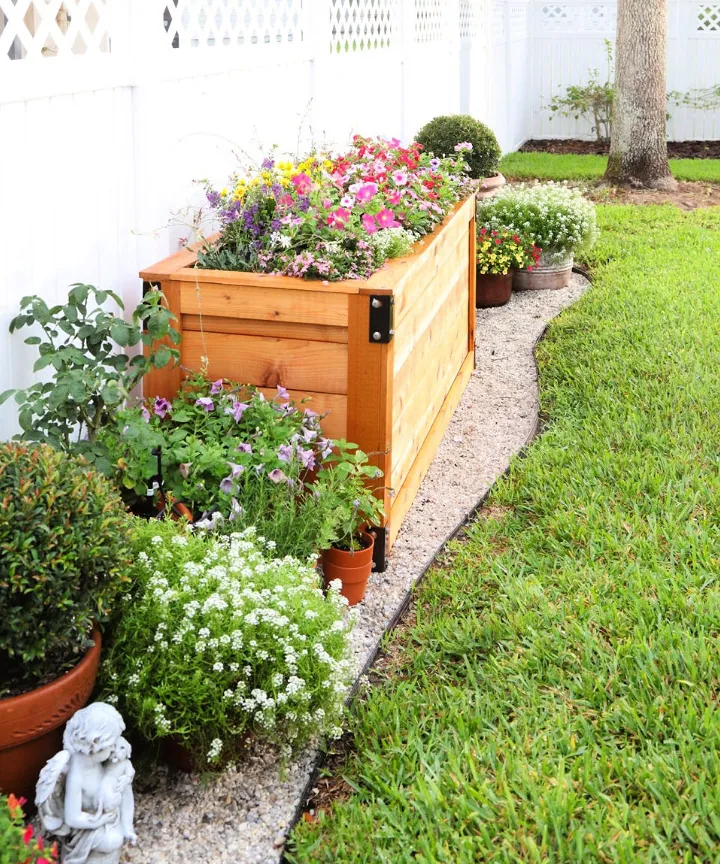 Free Cedar Wood Planter Box Plan