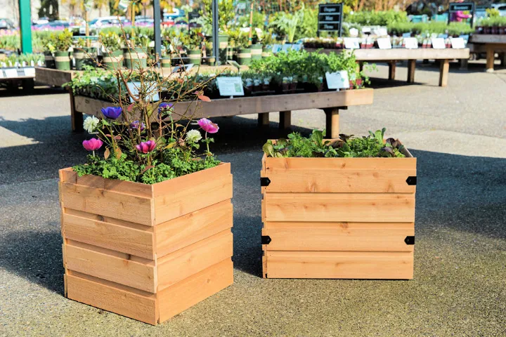  Homemade Planter Box For Small Spaces