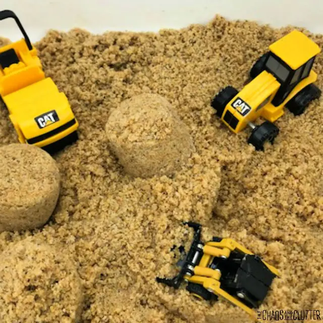 How to Make Kinetic Sand at Home