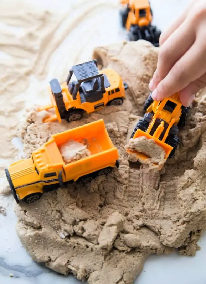 How to Make Kinetic Sand at HomeHow to Make Kinetic Sand at Home