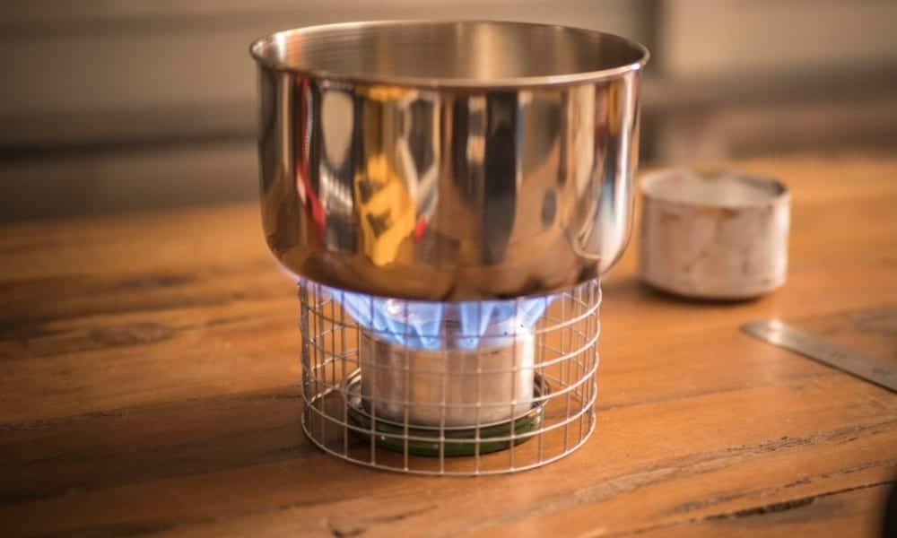How to Make a DIY Alcohol Stove from Soda Cans