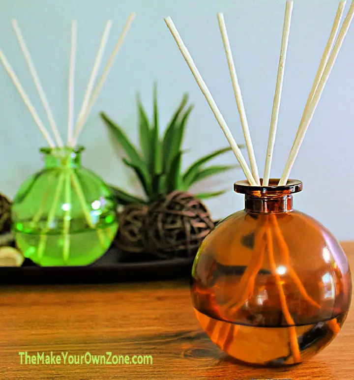 Make a Liquid Reed Diffuser