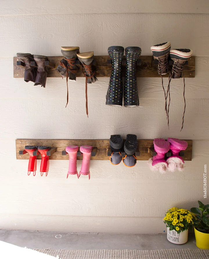 Make an Outdoor Wall Mounted Boot Rack
