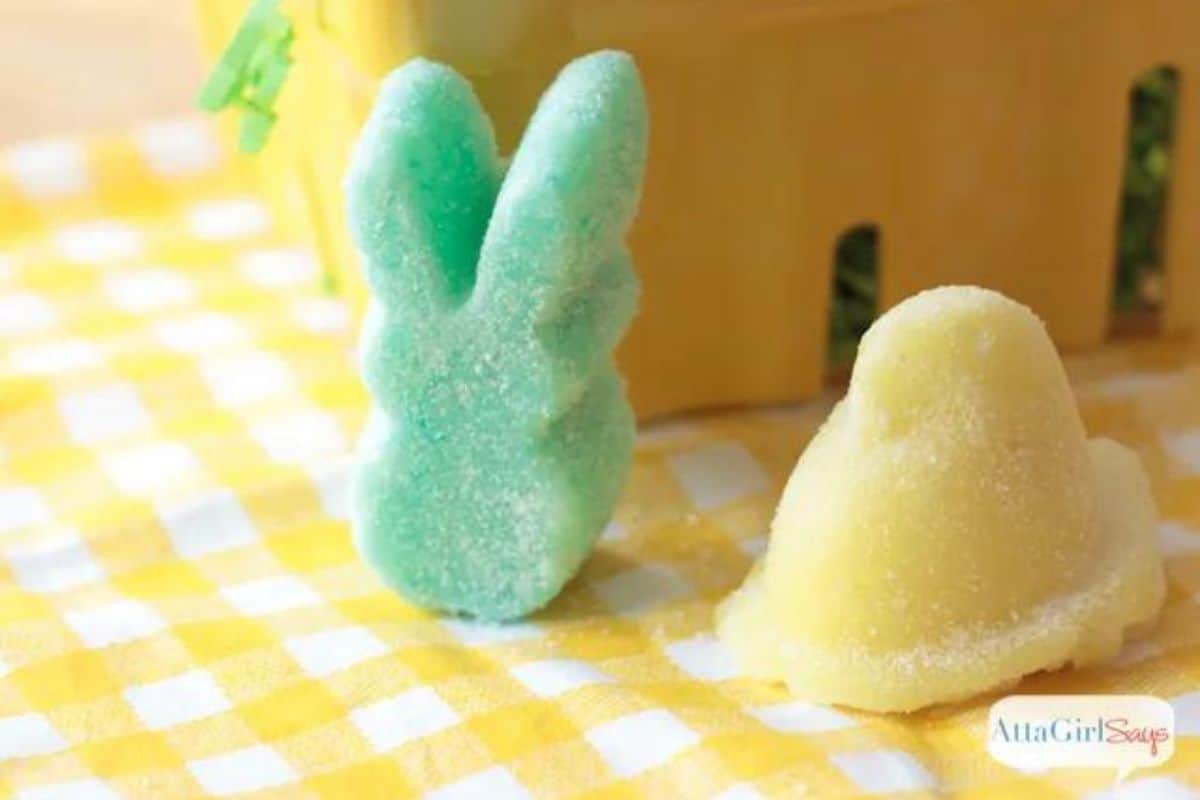 Making Easy Goat Milk Soap from Hearts Content Farmhouse