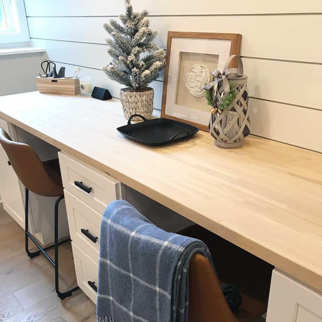 Minimalist Desk With Christmas Decor