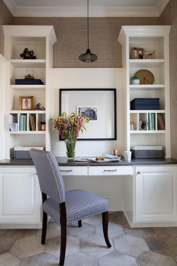 Office Desk With Built-In Cabinetry