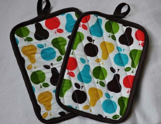Simple DIY Quilted Hot Pads