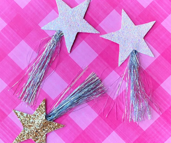 Simple DIY Shooting Star Bookmark