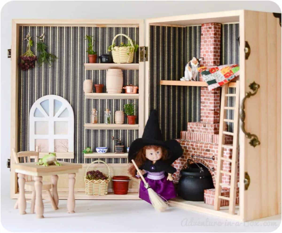 Simple, Portable, and Fun Dollhouse in a Box