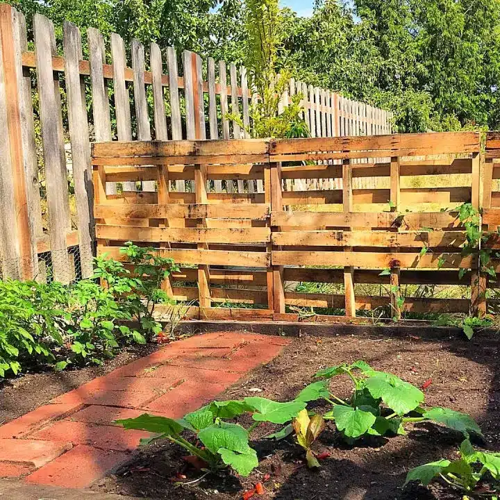The Pallet Garden Theme