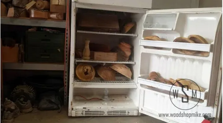Turn An Old Fridge Into A Kiln
