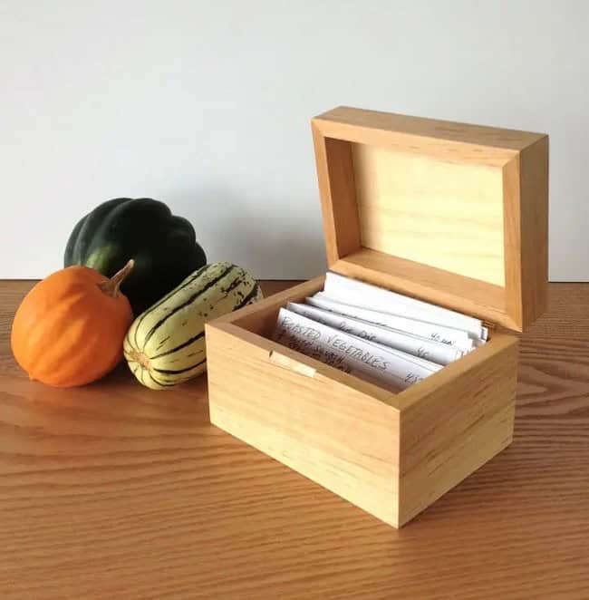 How to Build a Recipe Box
