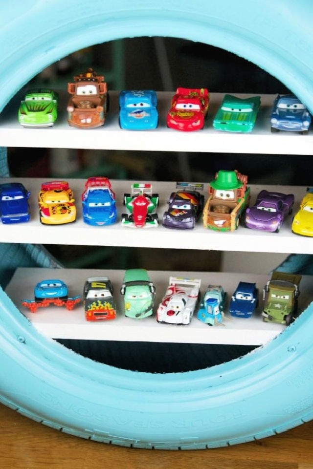 Make Toy Shelves From an Old Tire