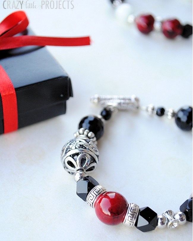 How To Make A Beaded Bracelet: