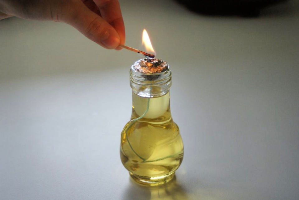 15 Easy DIY Oil Lamp Ideas for a Warm Glow