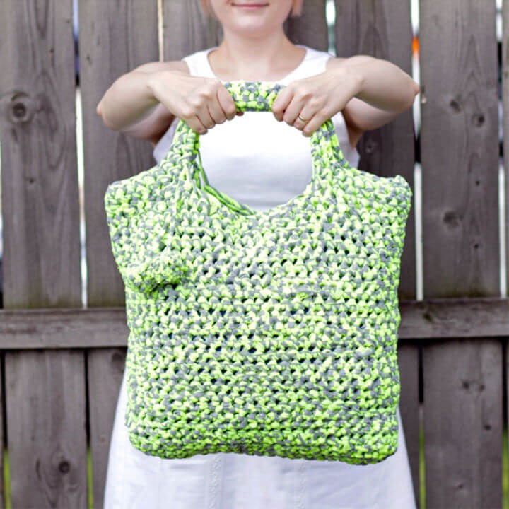 How to Crochet T-Shirt Yarn Tote