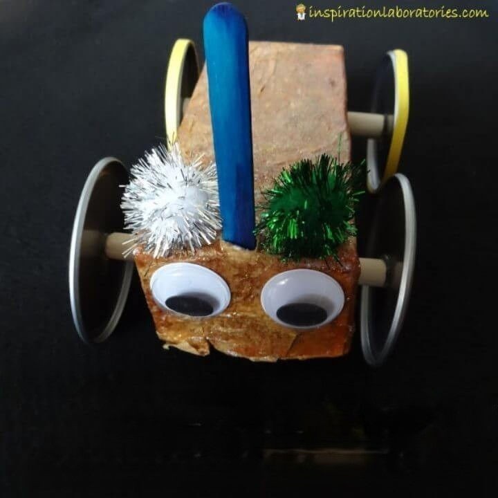 Quick and Easy DIY Rubber Band Vehicle