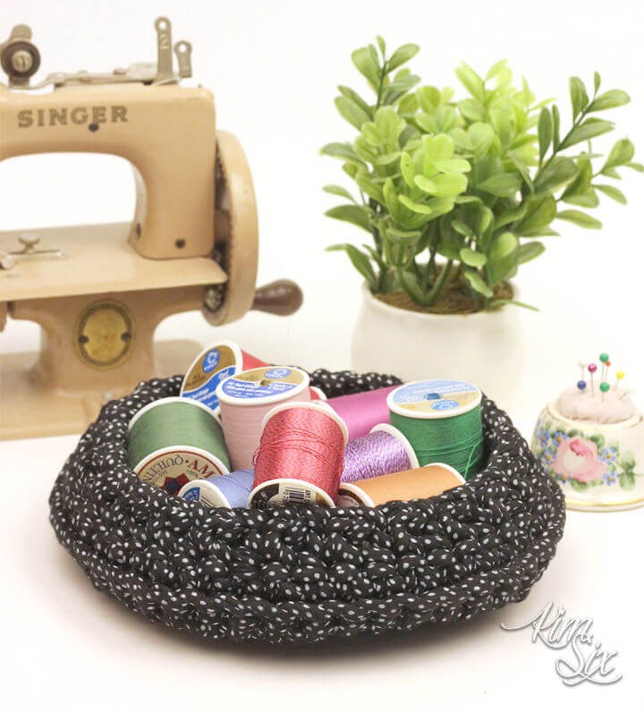 Free Crochet Basket Pattern Using T-shirt Yarn