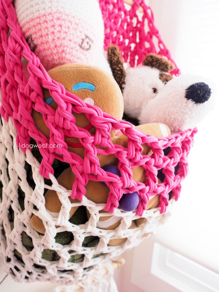 Crochet T-Shirt Yarn Hanging Basket Pattern
