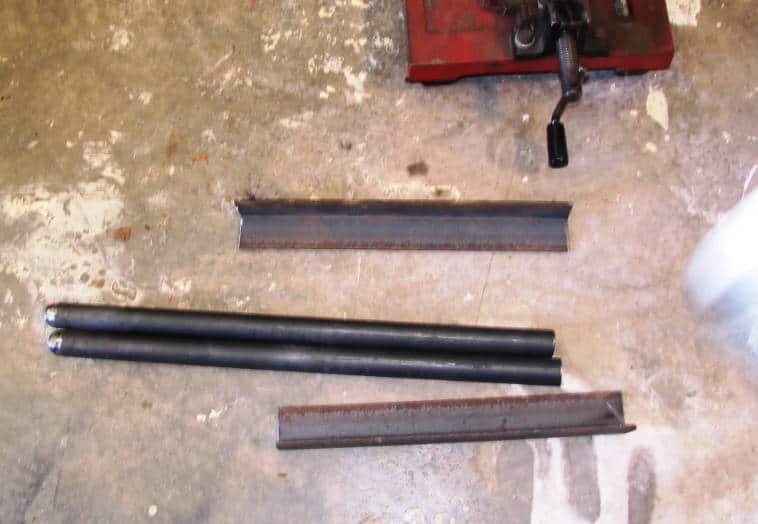 Prepare the Metal Base Rods