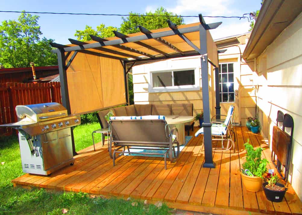 36 Budget-Friendly DIY Deck Plans You Can Try